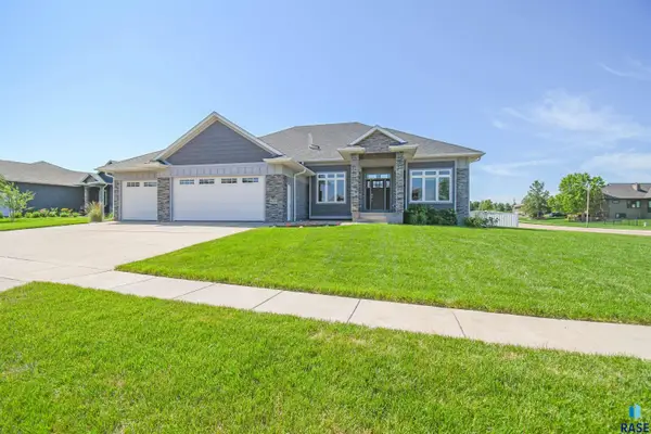 9209 W Dragonfly Dr, Sioux Falls, SD 57107