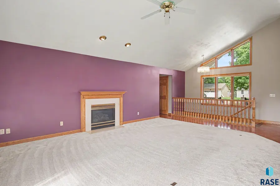 25807 Church Ave, Renner, SD 57055 - #2