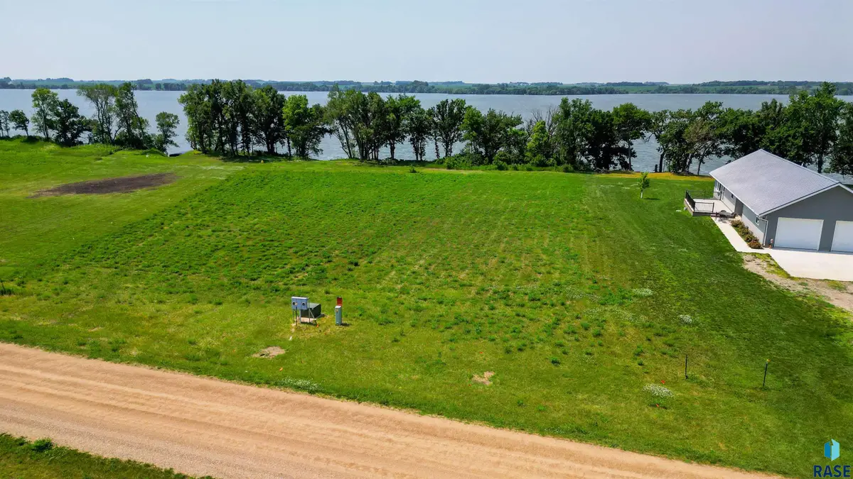 12 Jayvee Ln, Garvin, MN 56132 - #1