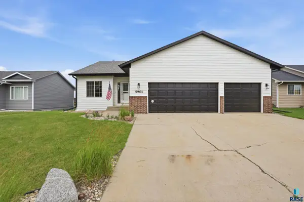 5901 N Sand Ave, Sioux Falls, SD 57104