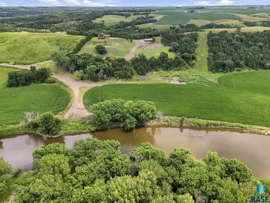2264 Ashley Ave, Inwood, IA 51240 - #2