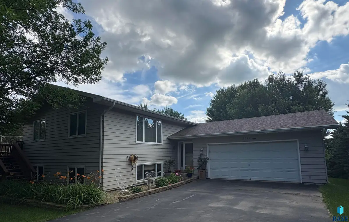 3342 Aspen Ave, Brookings, SD 57006 - #1