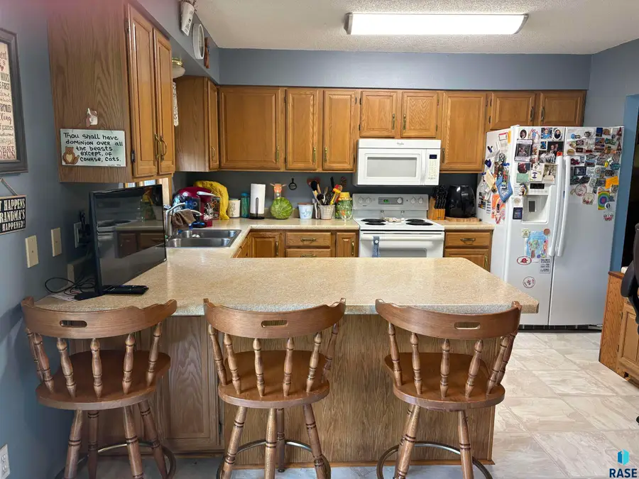 3342 Aspen Ave, Brookings, SD 57006 - #3