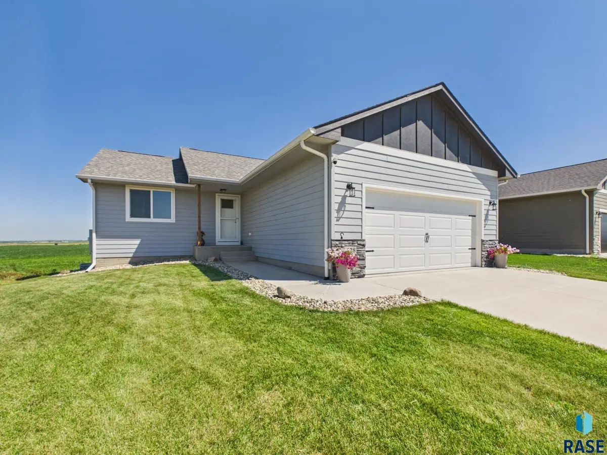 9428 W Colton St, Sioux Falls, SD 57106 - #1