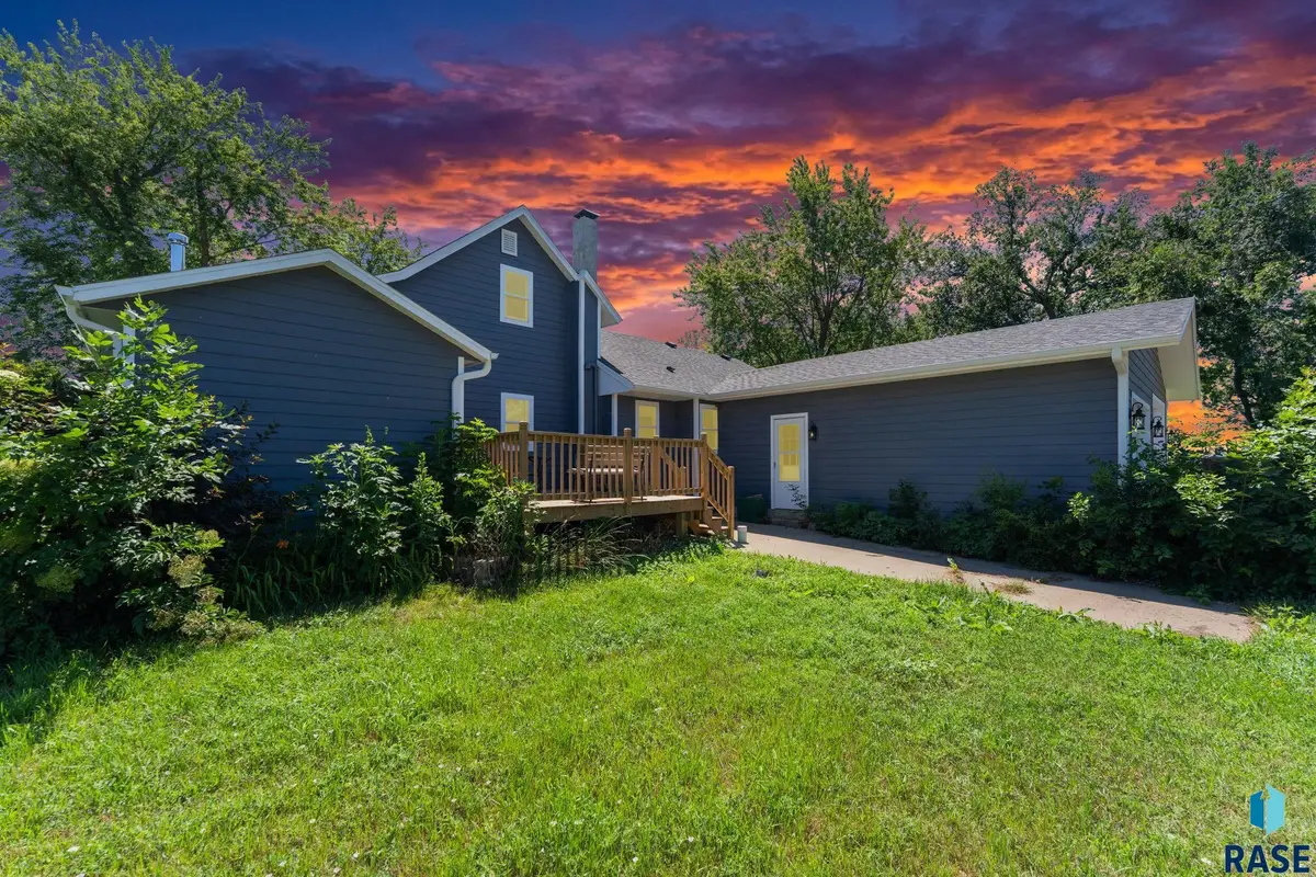 27935 480th Ave, Canton, SD 57013 - #1