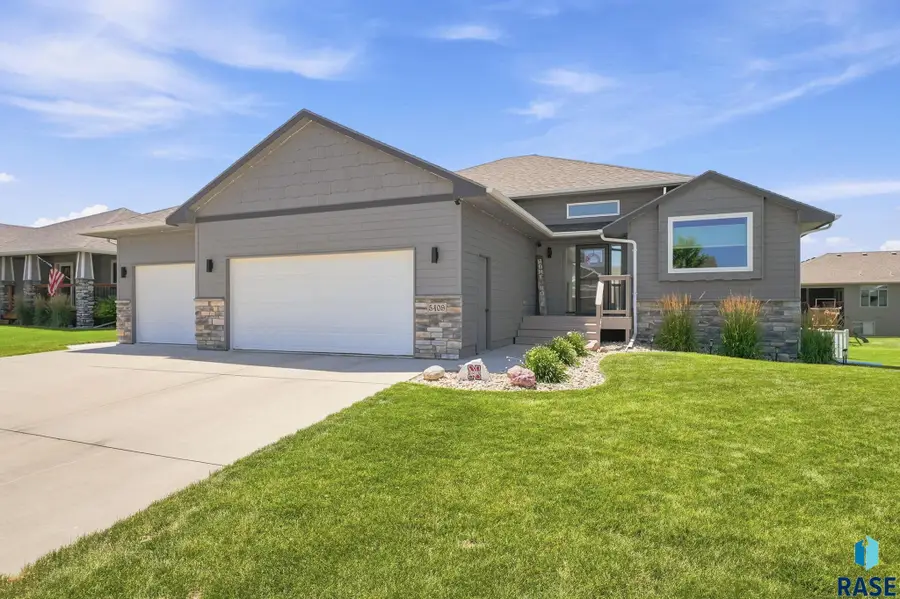 5409 S Solono Ave, Sioux Falls, SD 57108 - #2