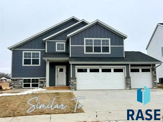 2720 S Copper Creek Ave, Sioux Falls, SD 57110 - #1