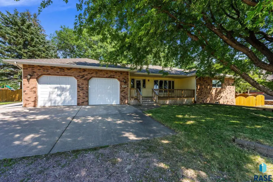 408 N Western Ave, Hartford, SD 57033 - #2