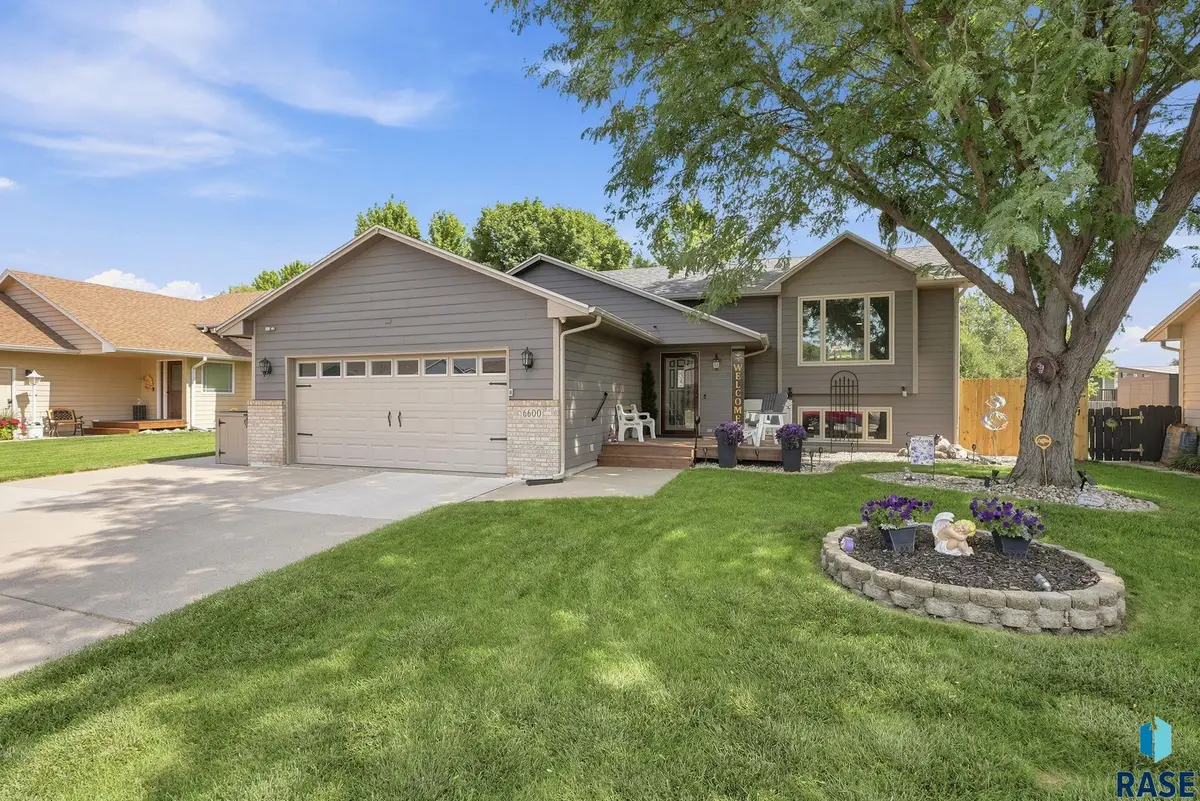 6600 W 56th St, Sioux Falls, SD 57106 - #1