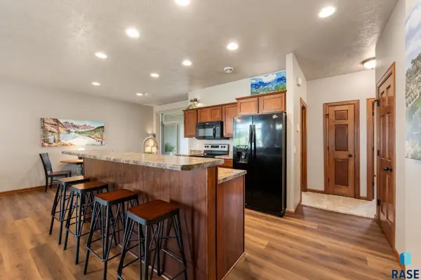 3513 E Bison Trl, Sioux Falls, SD 57108