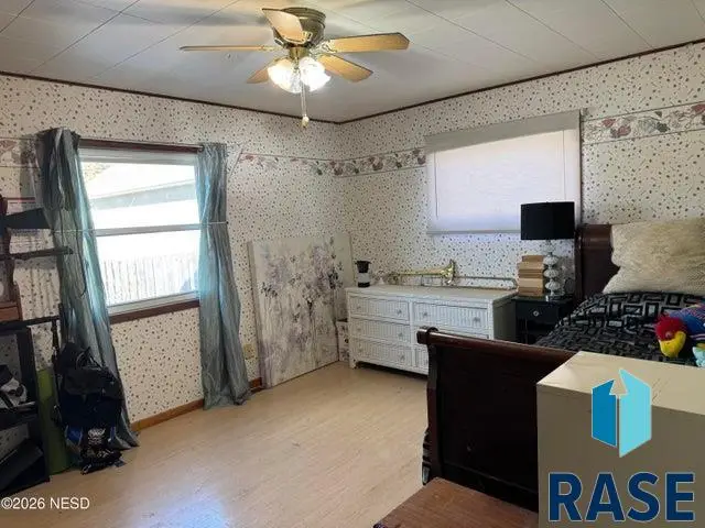 556 N Lake Dr, Watertown, SD 57201 - #3