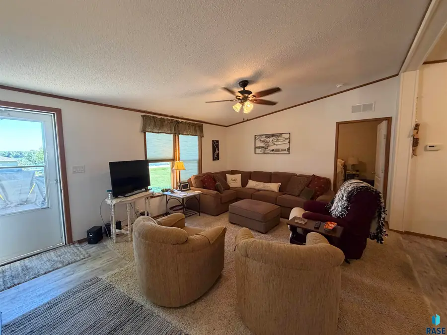 25 Pommier Ln, Garvin, MN 56132 - #2