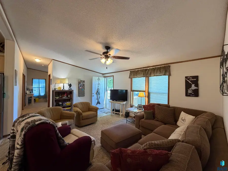 25 Pommier Ln, Garvin, MN 56132 - #3
