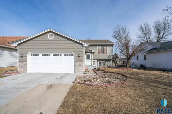 4620 E Hanna Cir, Sioux Falls, SD 57110