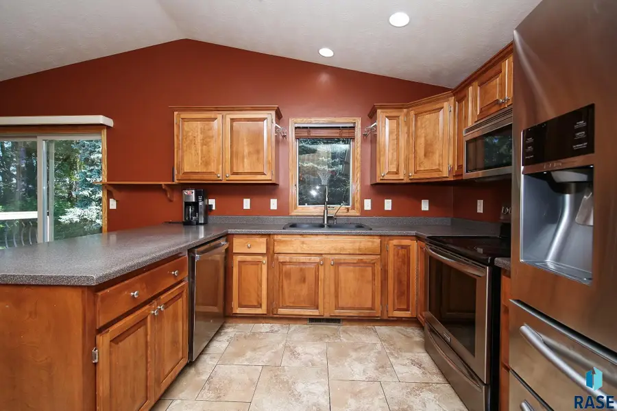 25569 470th Ave, Crooks, SD 57020 - #3