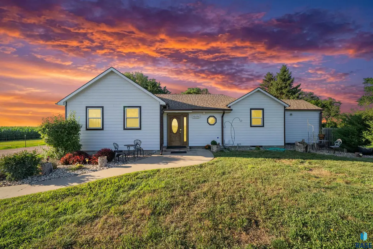 48246 264th St, Brandon, SD 57005 - #1