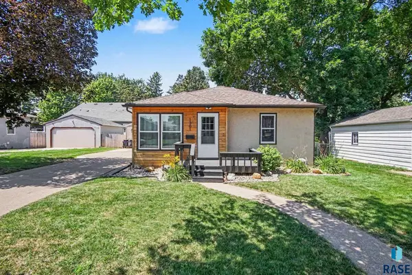 1301 S Gary Dr, Sioux Falls, SD 57103