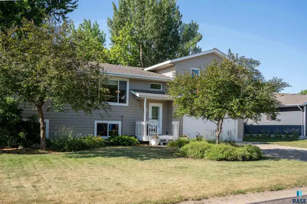 507 W Mary St St, Worthing, SD 57077
