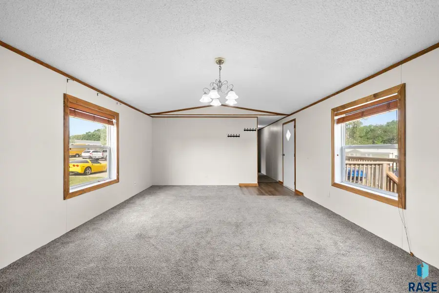 3000 N Fiero Pl, Sioux Falls, SD 57104 - #3