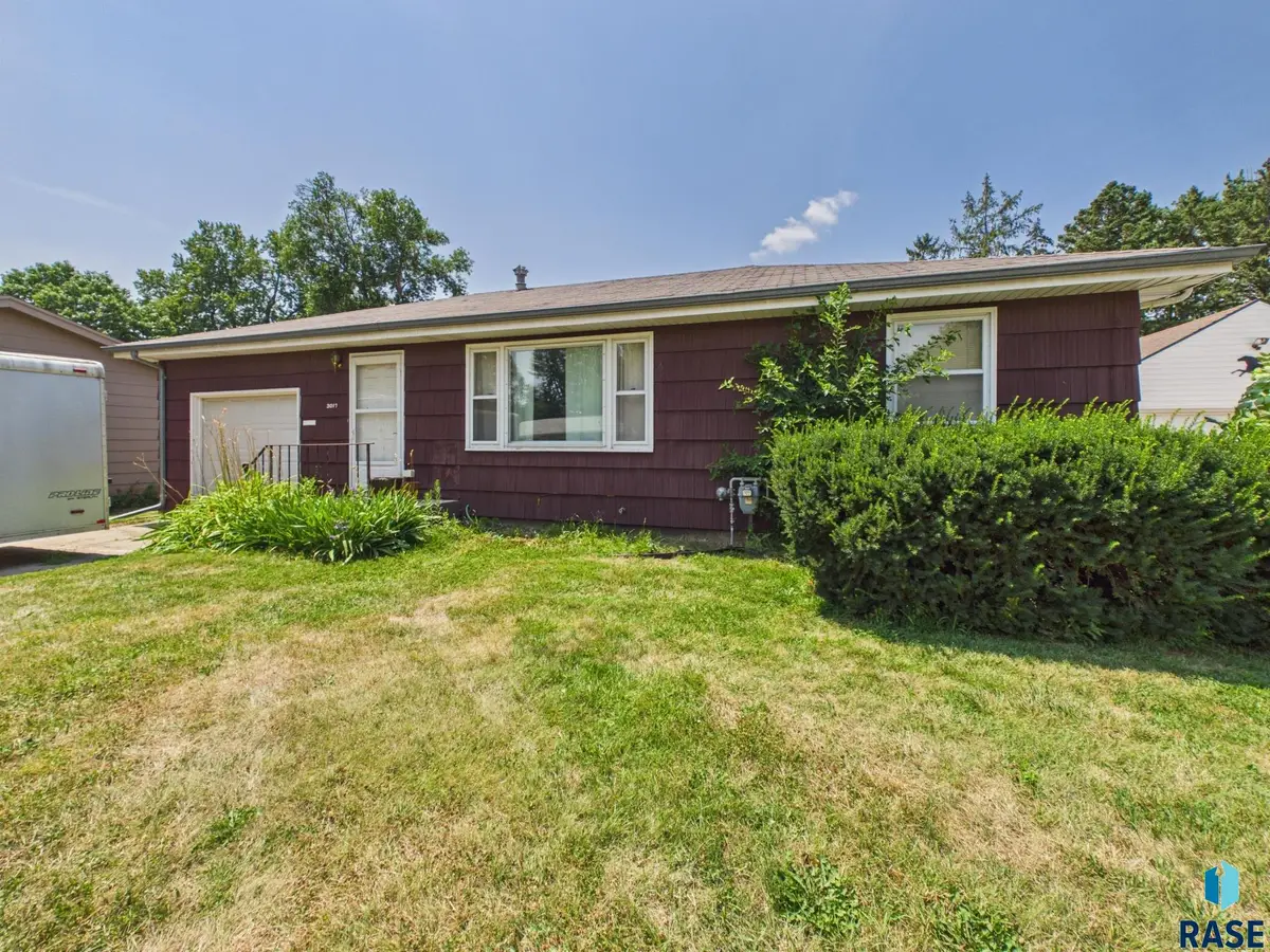 S Willow Ave, Sioux Falls, SD 57105 - #1