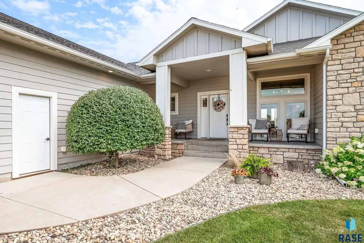 7009 E Sierra Trl, Sioux Falls, SD 57110 - #1