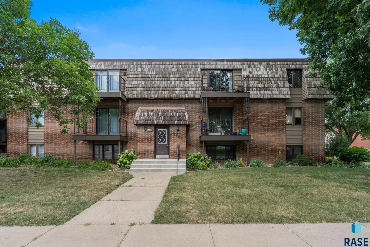 3708 S Terry Ave #203, Sioux Falls, SD 57106 - #1