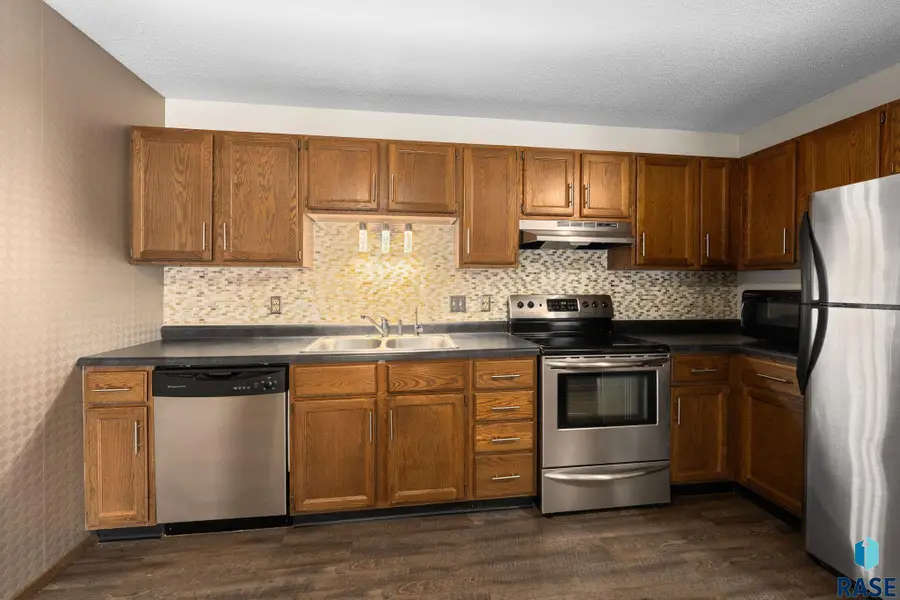 3708 S Terry Ave #203, Sioux Falls, SD 57106 - #3
