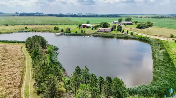 46924 298th St, Beresford, SD 57004