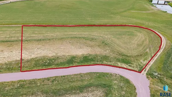 3 Arthur Ln, Renner, SD 57005