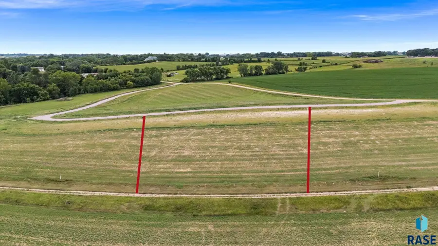 2 Arthur Ln, Renner, SD 57055 - #2