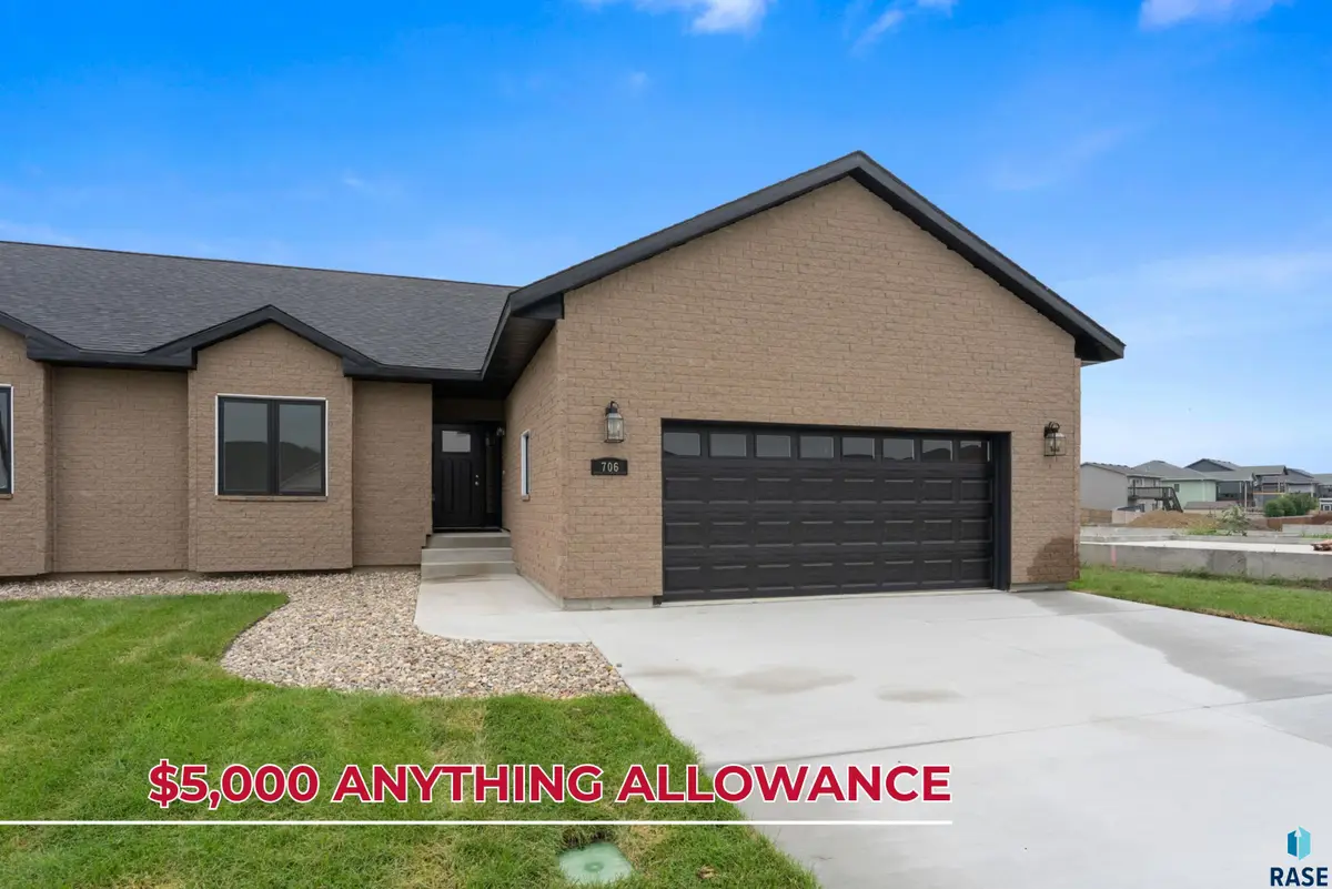 706 W Opal Ln, Hartford, SD 57033 - #1