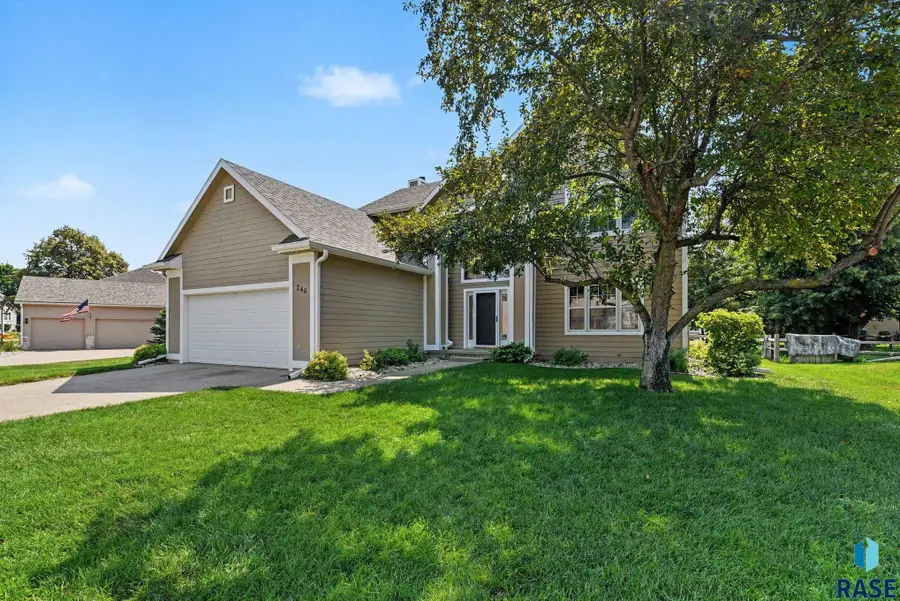 246 Levee Trl, Dakota Dunes, SD 57049 - #3