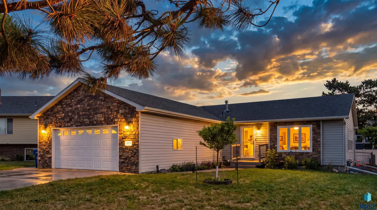 109 E Ponderosa Cir, Brandon, SD 57005 - #1