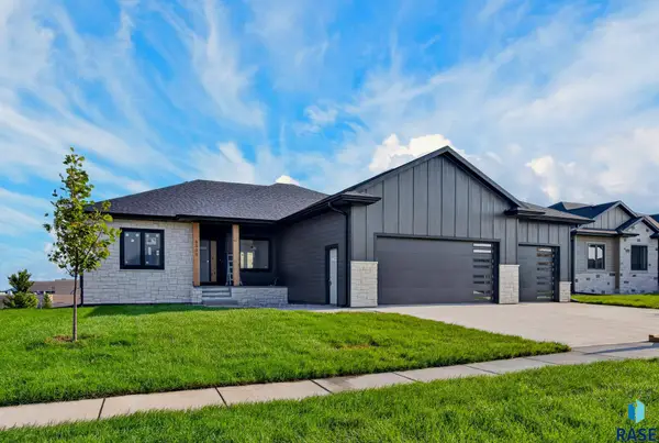 6509 E Fieldbview St, Sioux Falls, SD 57110
