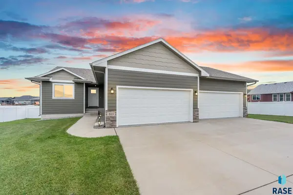 503 Miah St, Harrisburg, SD 57032