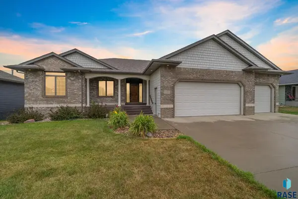 3408 E Broken Arrow St, Sioux Falls, SD 57103