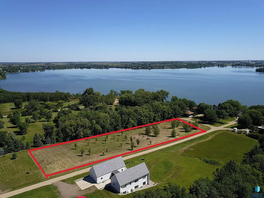 Stoney Point Rd, Madison, SD 57042 - #2