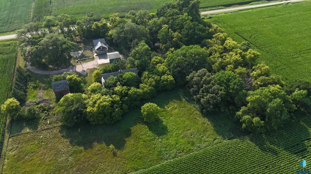 24450 481st Ave, Dell Rapids, SD 57022 - #1