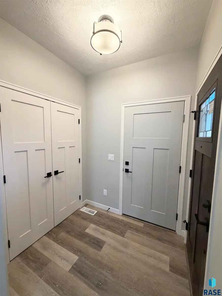 5103 E 67th St, Sioux Falls, SD 57108 - #2