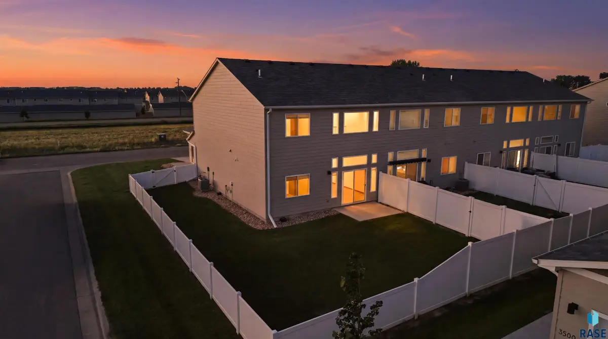 9017 W Jerald Pl, Sioux Falls, SD 57106 - #1