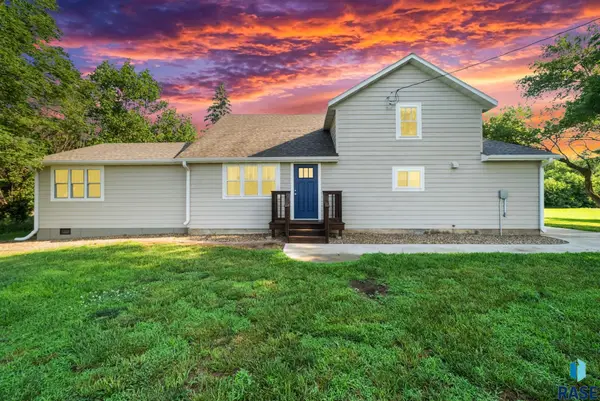 47608 300th St, Alcester, SD 57001