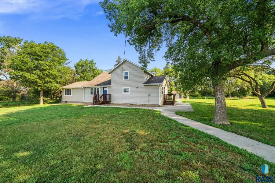 47608 300th St, Alcester, SD 57001 - #2