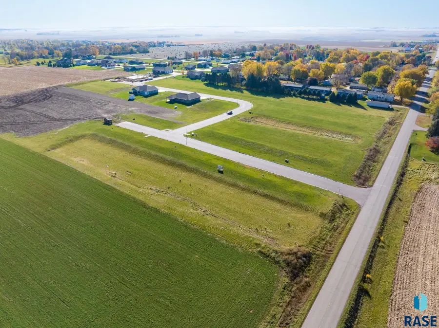 1401 Castle St, Larchwood, IA 51241 - #2