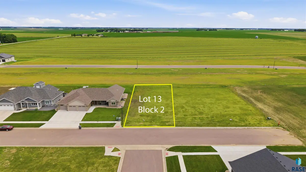 1501 Willard Ln, Larchwood, IA 51241 - #1
