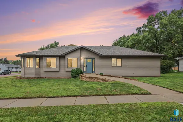 905 N Union Ave, Madison, SD 57042
