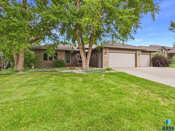3704 S Judy Ave, Sioux Falls, SD 57110