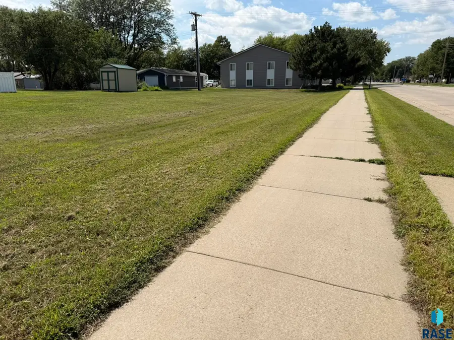 Albert St, Freeman, SD 57029 - #3