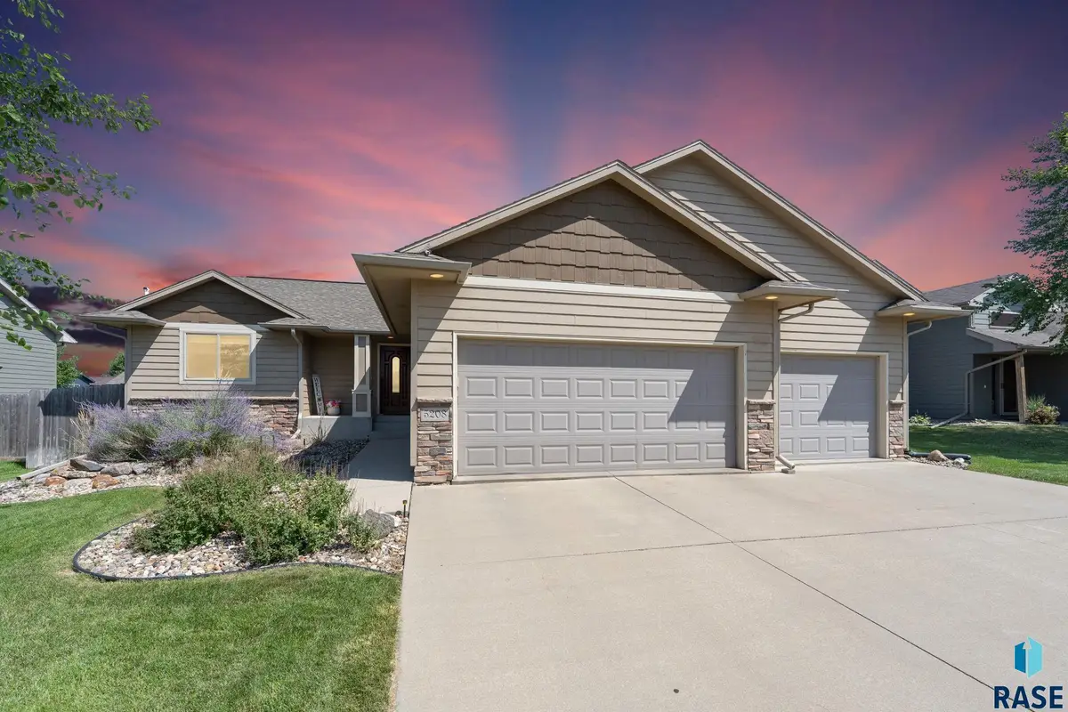 5208 S Breezeway Ave, Sioux Falls, SD 57108 - #1