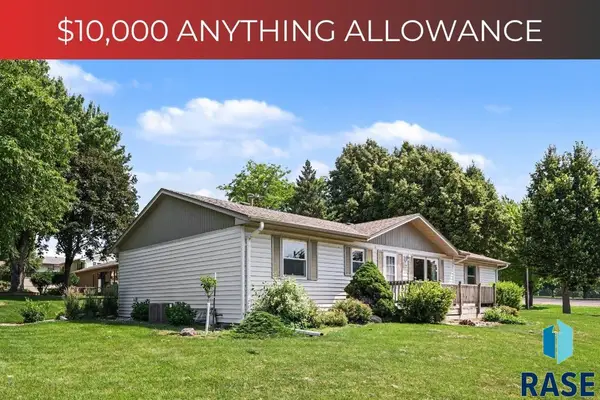 3504 E 33rd St, Sioux Falls, SD 57103