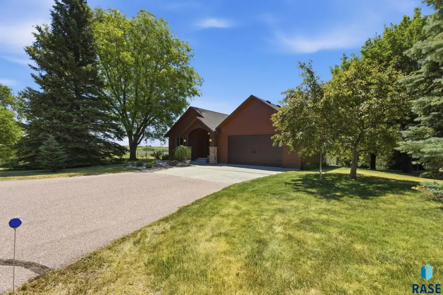 47649 Surrell St, Sioux Falls, SD 57104 - #2